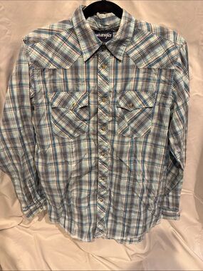 Wrangler Blue and White Plaid Western Button-Down Shirt